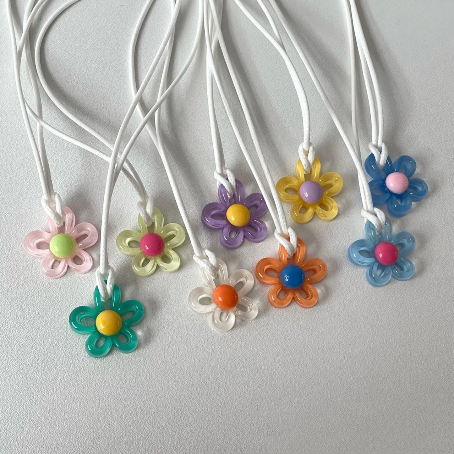 Colorful Acrylic Flower Pendant Necklace